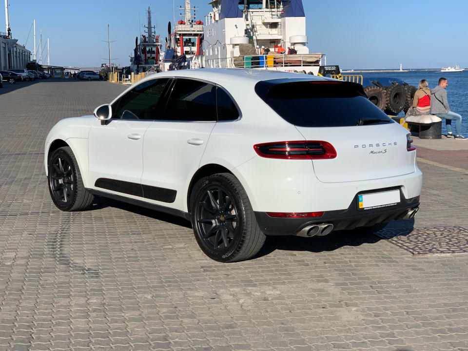 Нові фото, авто виставлено на продаж 3