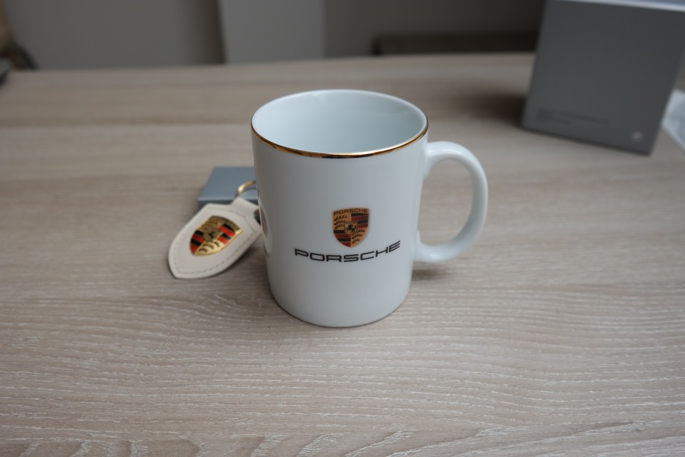 #3. Подарунки від Porsche, і про ключ 5