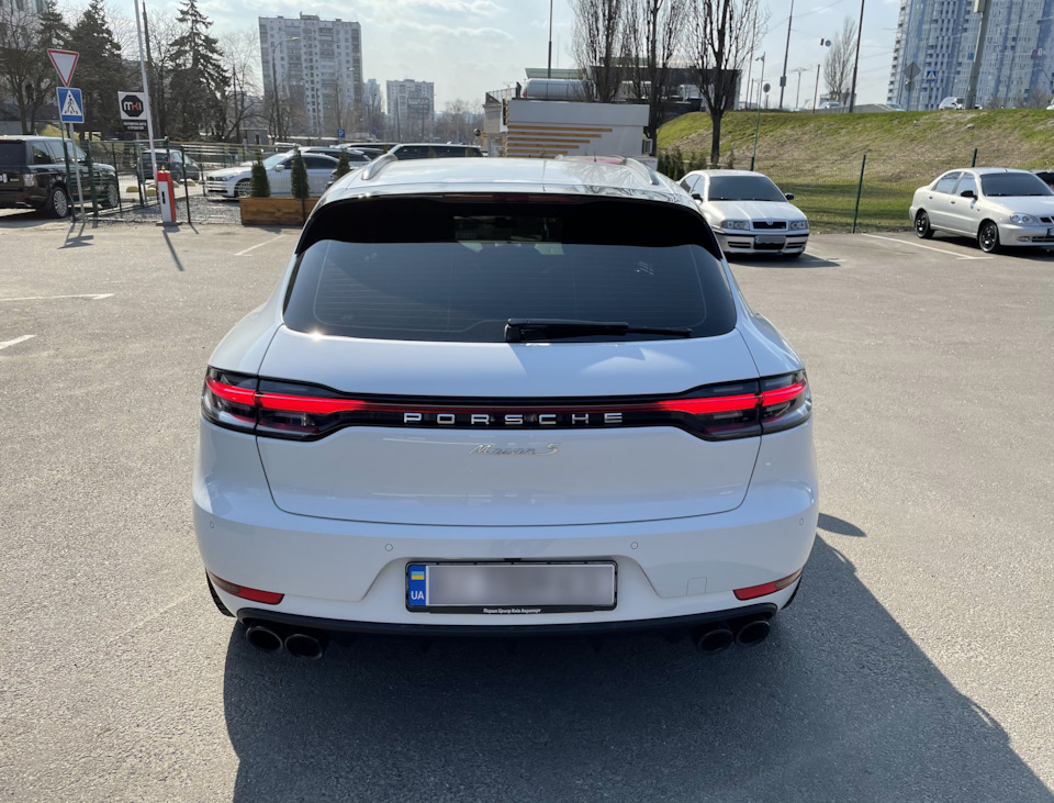 Продам Porshe Macan S 5