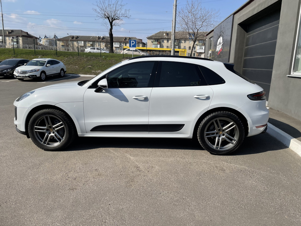 Продам Porshe Macan S 3