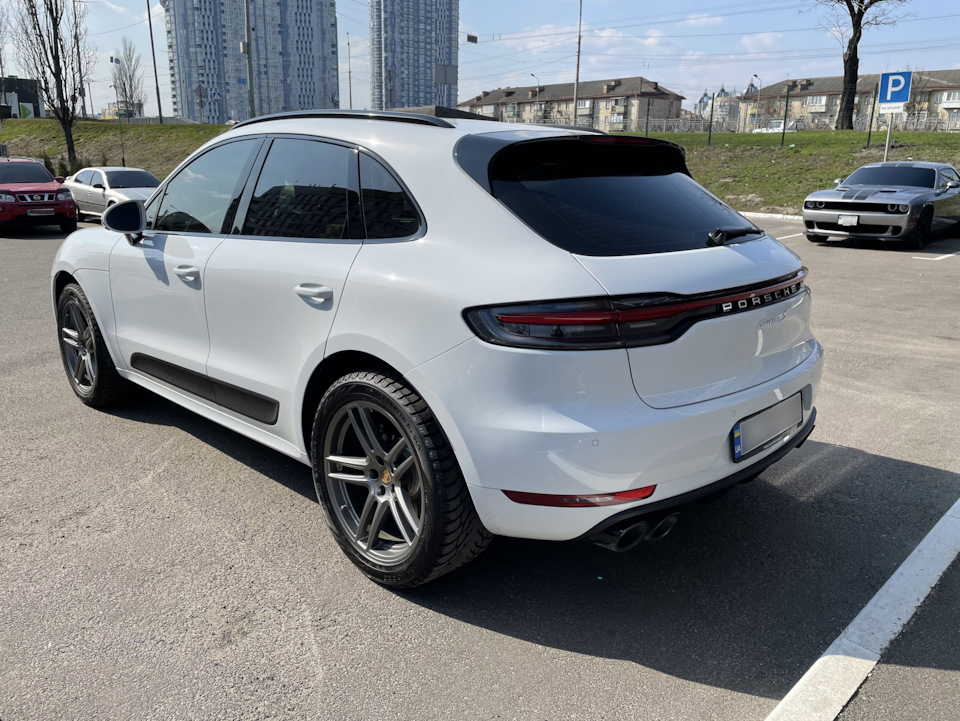 Продам Porshe Macan S 4
