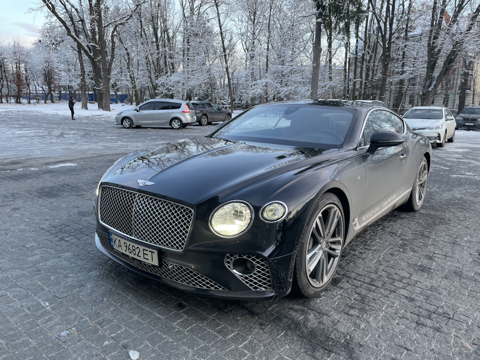 #23. Нам 4 роки. Випробував Bentley Continental GT V8 2