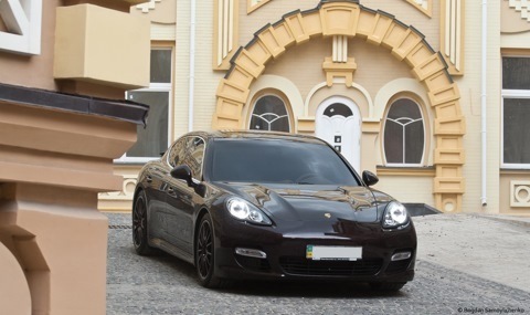 Porsche Panamera MKII Перше торкання 1
