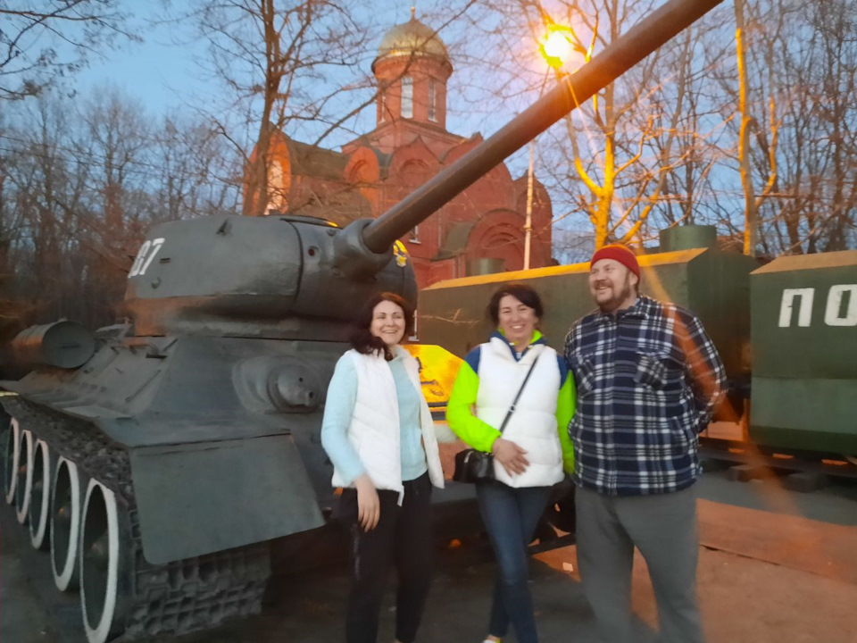 10 квітня 3