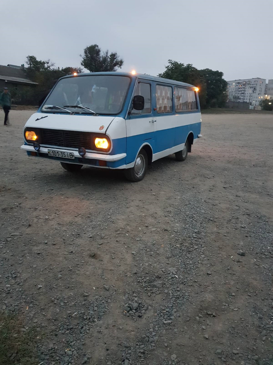 Недільний вечір на День автомобіліста. 1