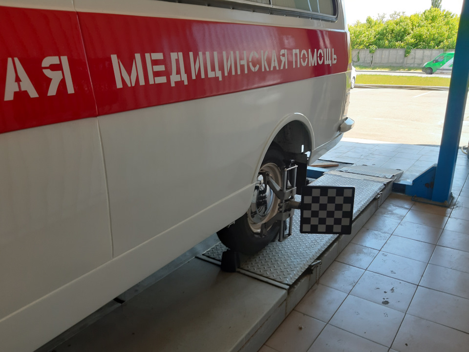 РАФ регулювання розвалу-сходження на стенді 4