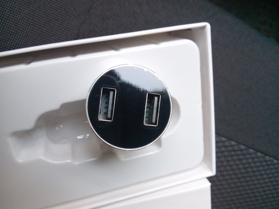 Зарядка USB 3