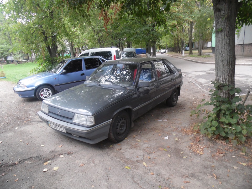 вже продав 1
