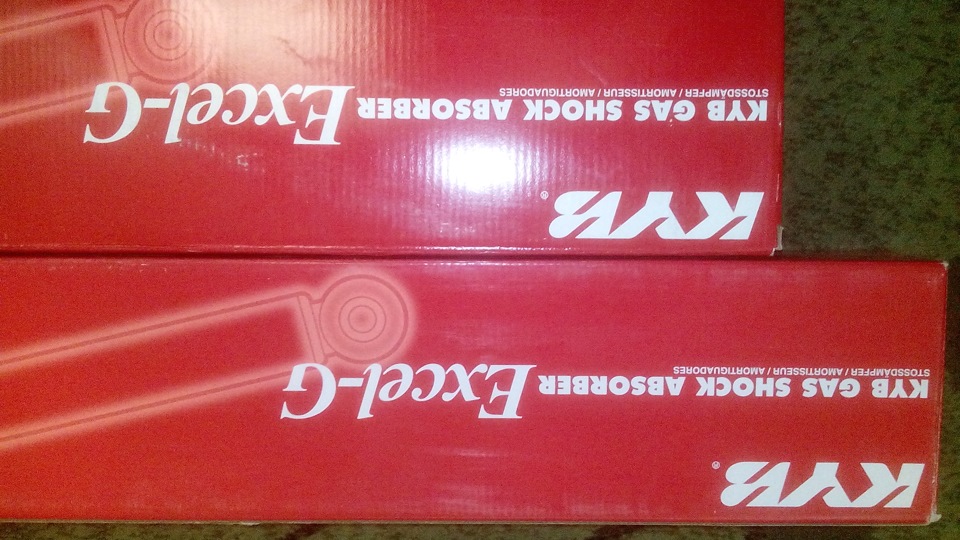 Продам Амортизатори Kayaba 3