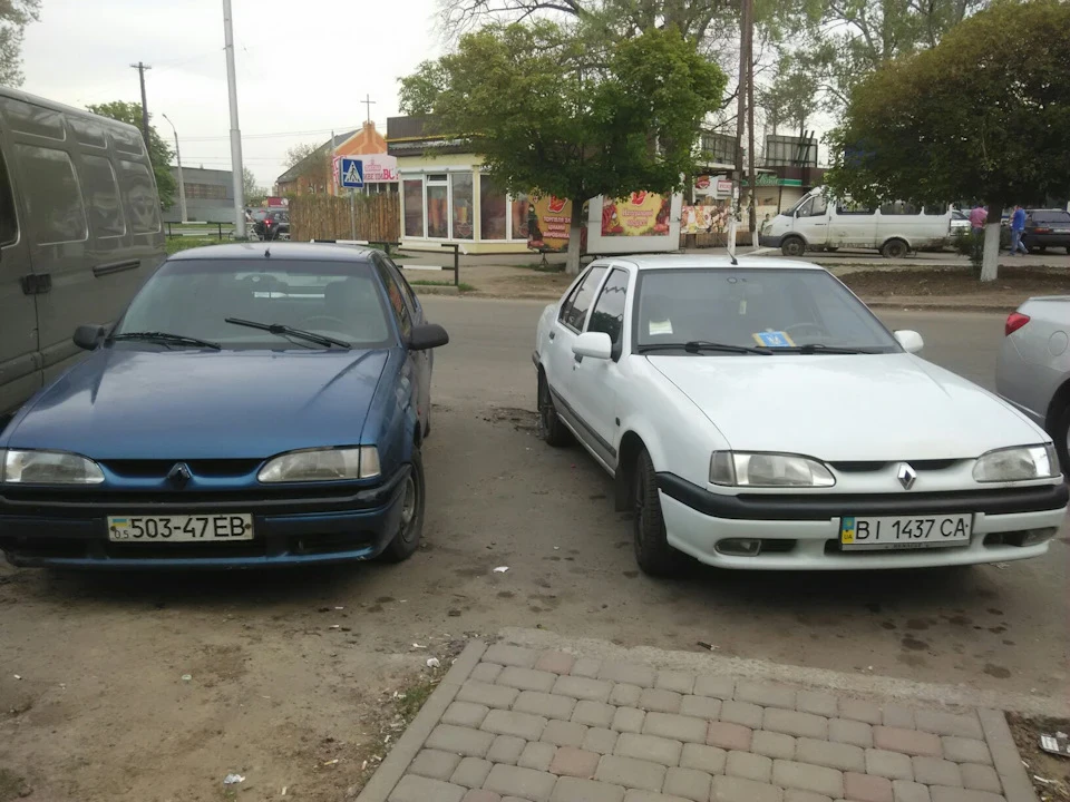 Зустріч двох побратимів)))😂😂😂