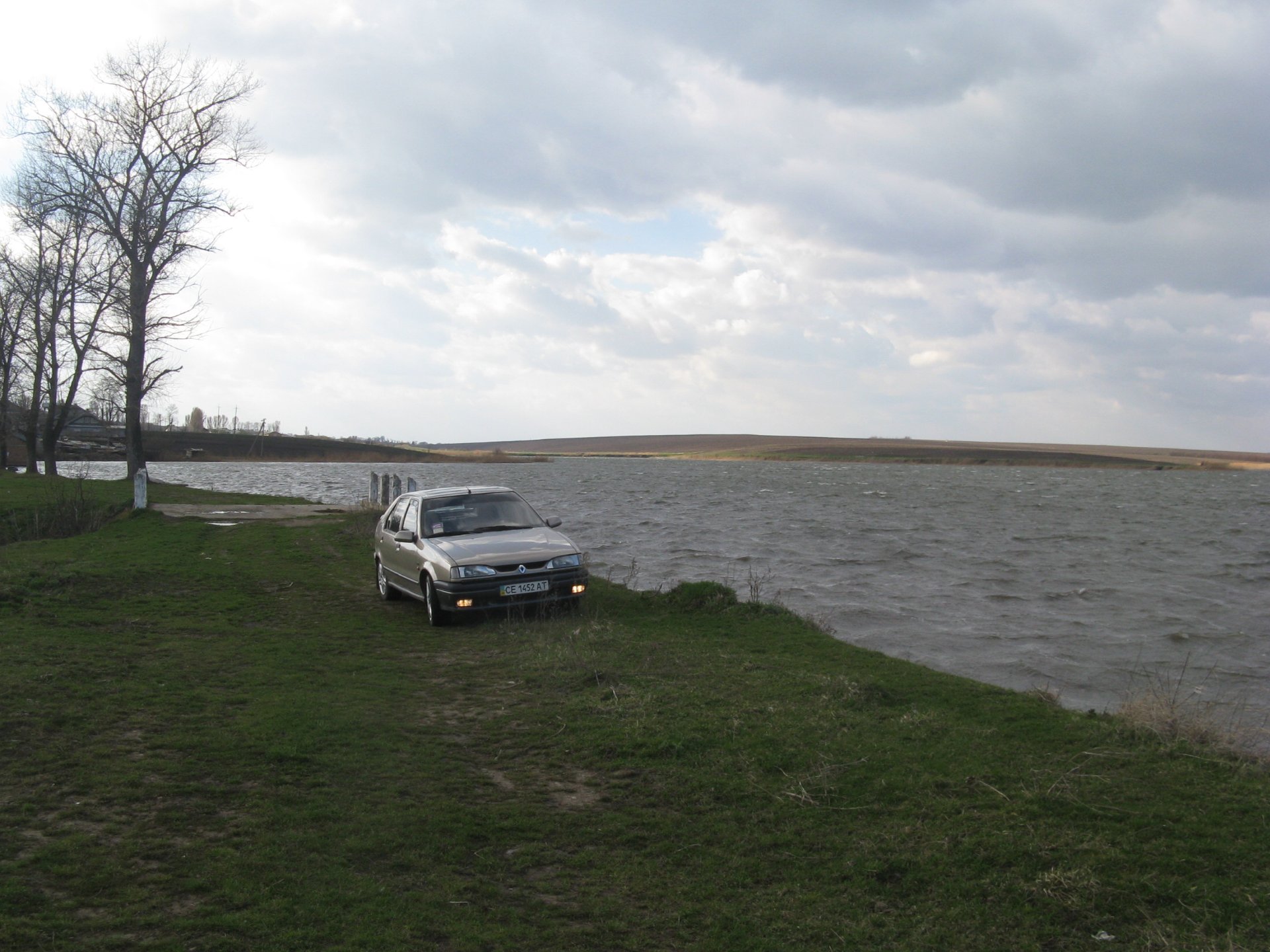 Фотосет на березі озера 1