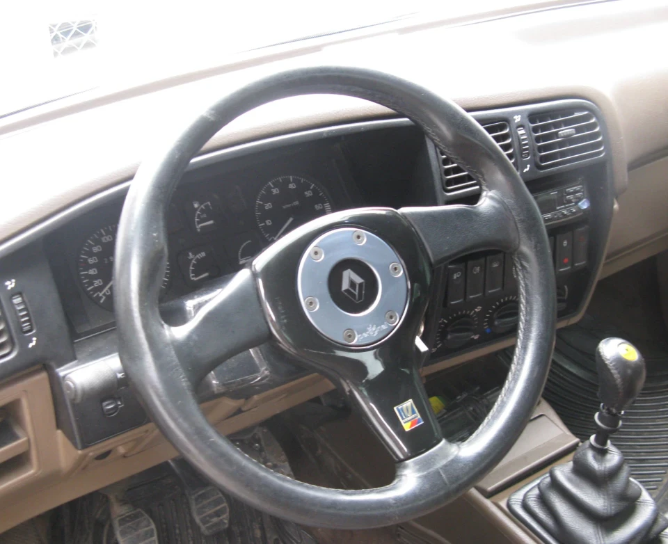 Руль Renault Williams