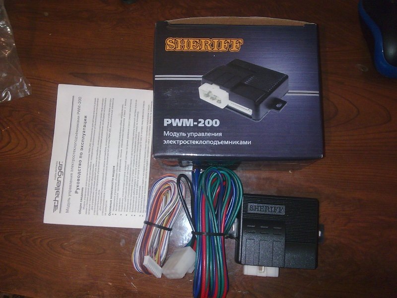 Довідник скла SHERIFF PWM-200 на Рено 19 1