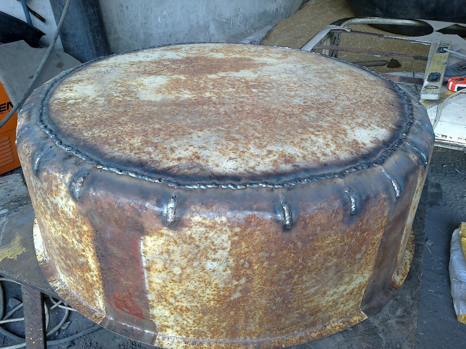Ніша під запаску на Рено 19 (для встановлення ГБО) 2