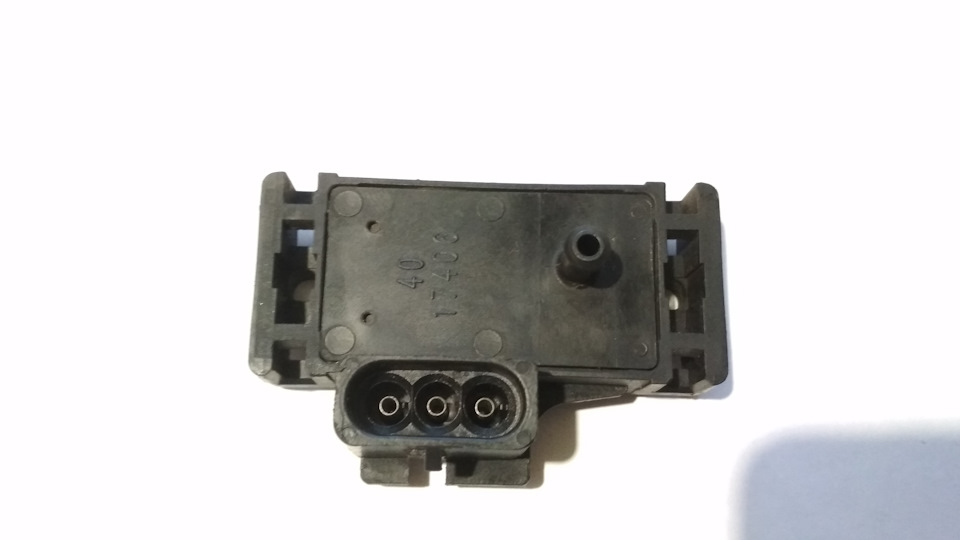 Перевірка датчика абсолютного тиску (МАР сенсор) F3P 674 1.8l Laguna1 2