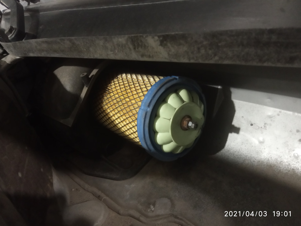 заміна фільтра салону 5