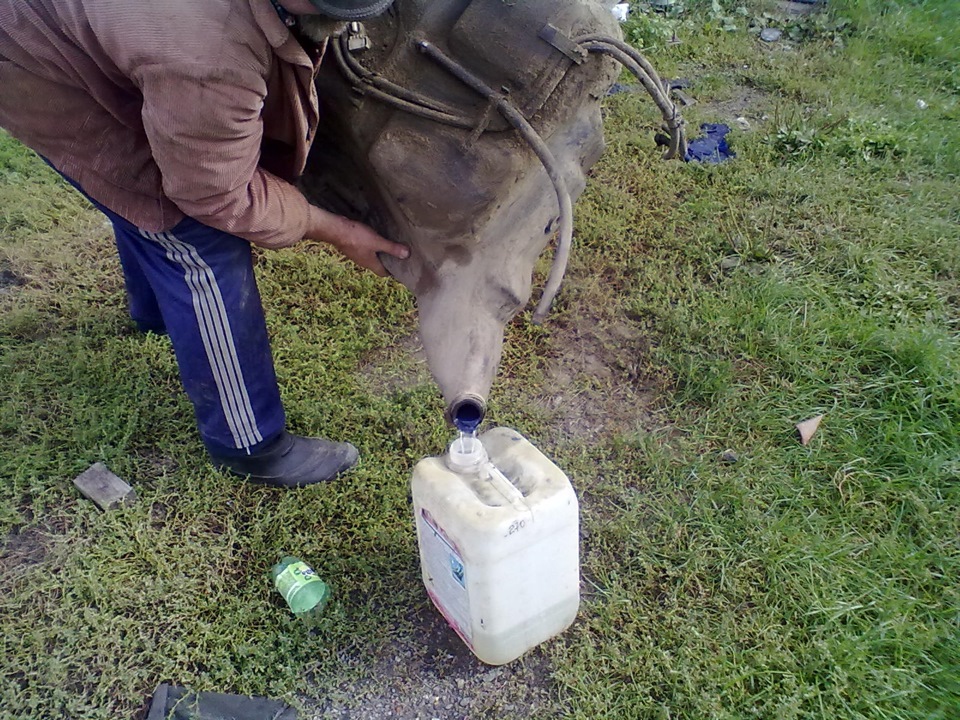 Паливний бак 4