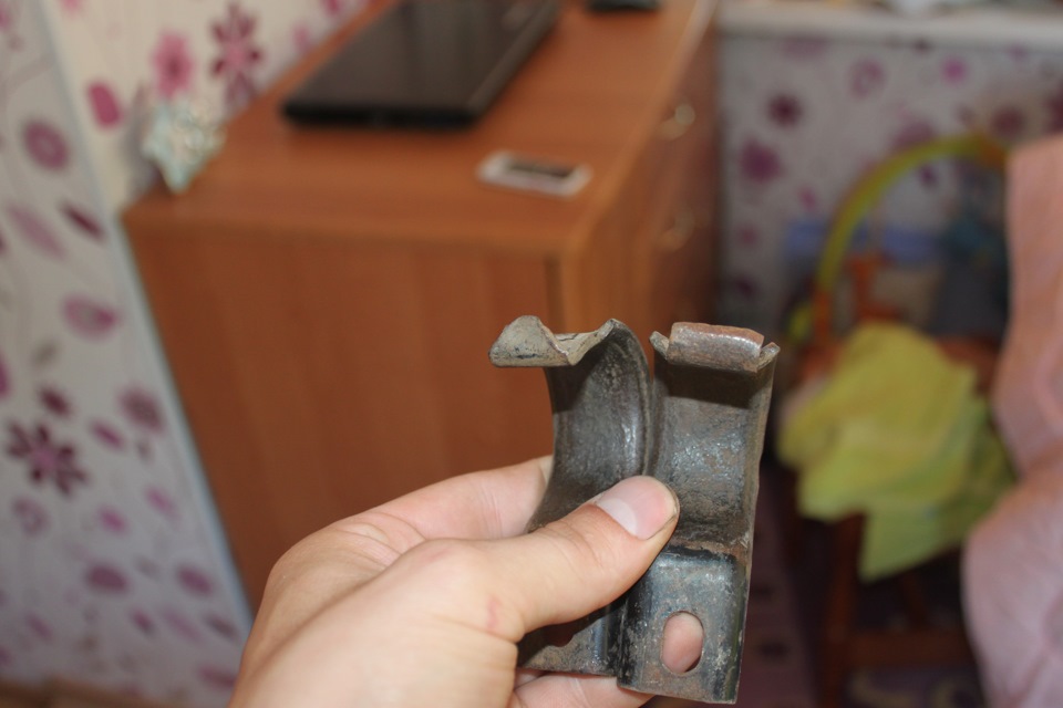 Продам деякі запчастини з рено 21 3