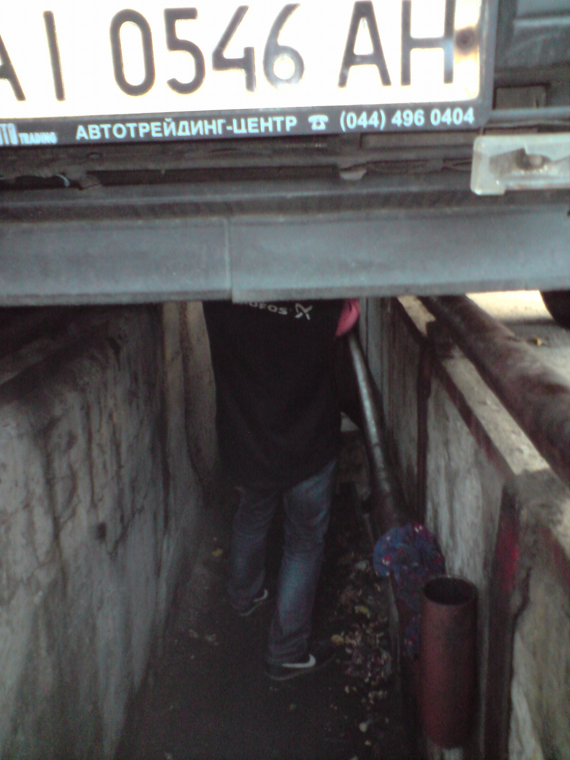 Поставив втулки тяги КПП. 3