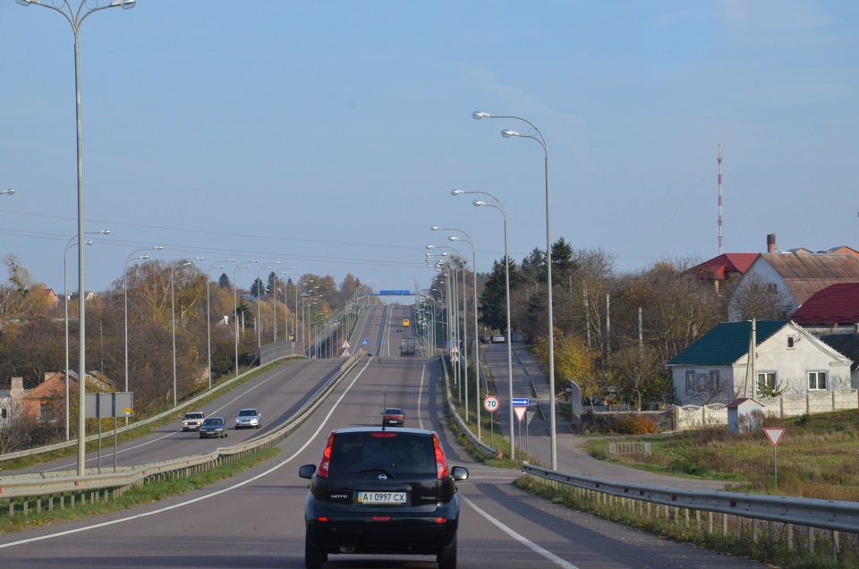 Заміна акумулятора, ламп світла та інші ніштяки) 4
