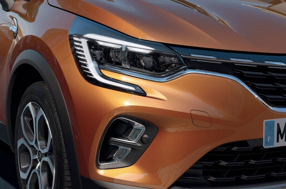 З'явилися шпигунські фото кросовера Renault Captur 4