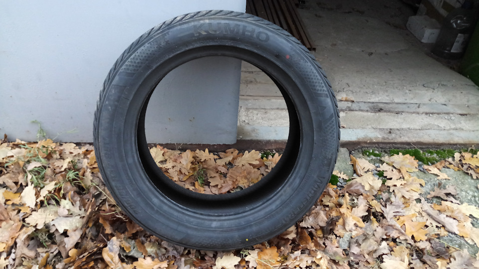 Зимові шини Kumho WinterCraft WP71 4