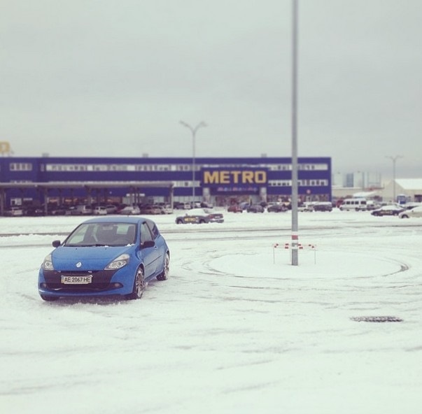 Рассказ о Clio3RS в картинках 1