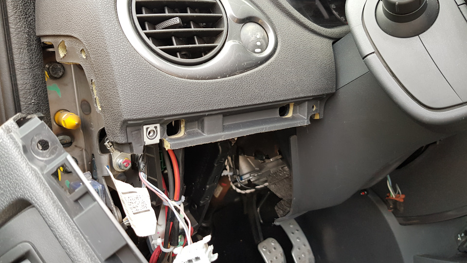 Focal IFR 130-4 або Renault 7711575881 5