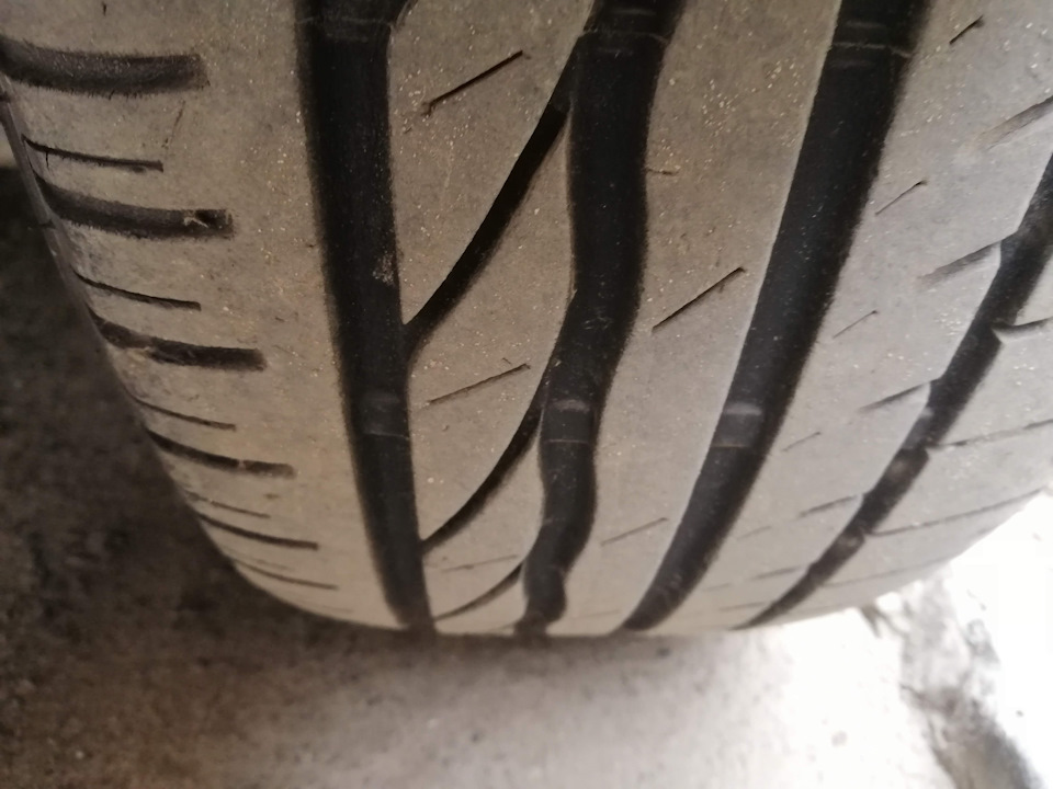 Літні тапочки від Bridgestone 2