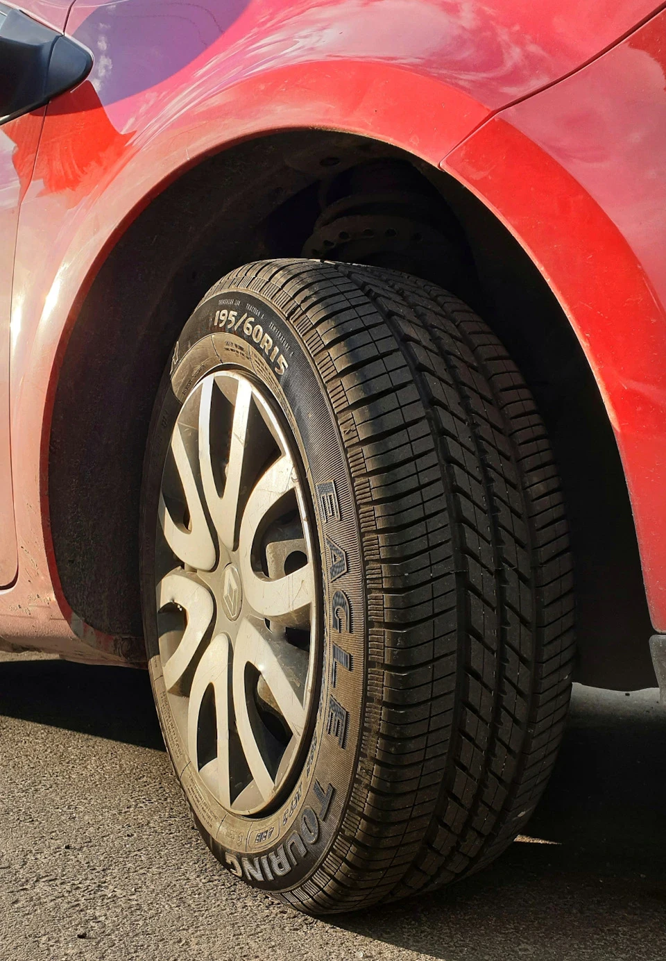 195/60/R15 Goodyear