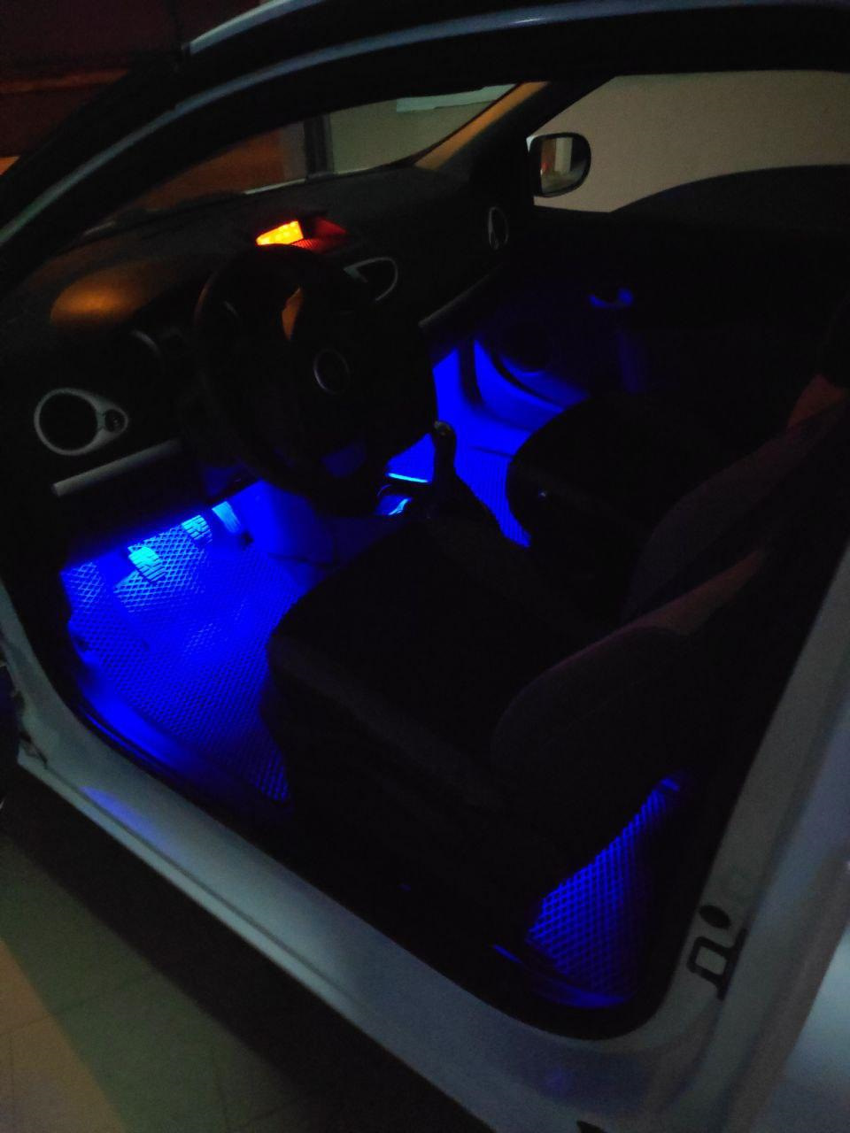 Світло салону renault clio 3 1