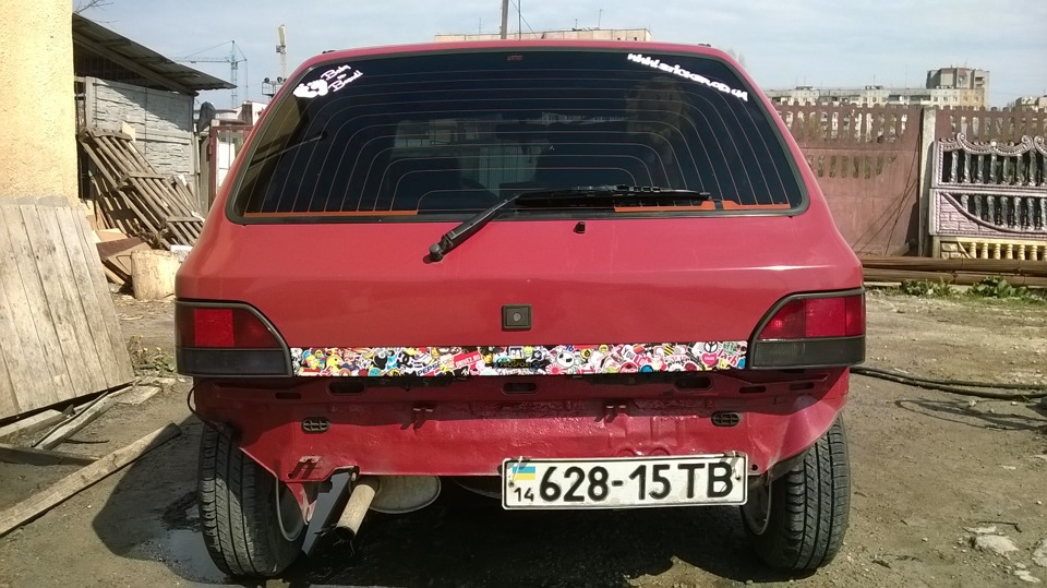 sticker bombing 3
