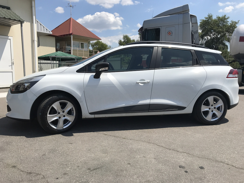 Оригінальні литі диски Renault R16. 1