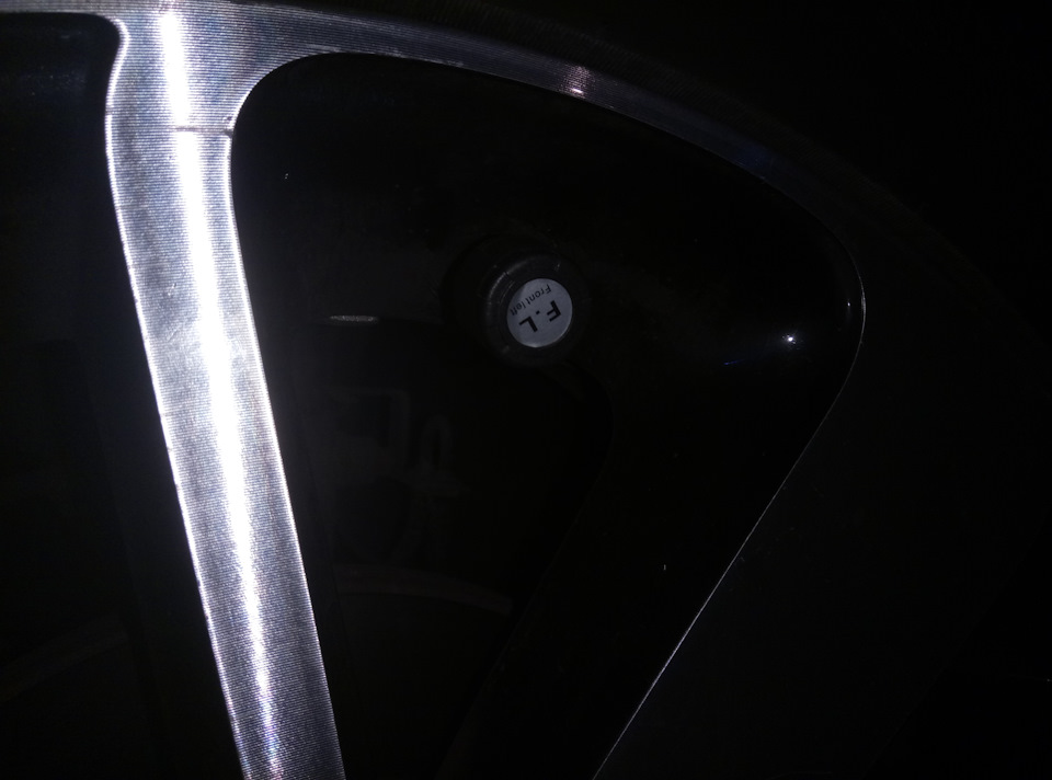 TPMS (Система контролю тиску в шинах) 3