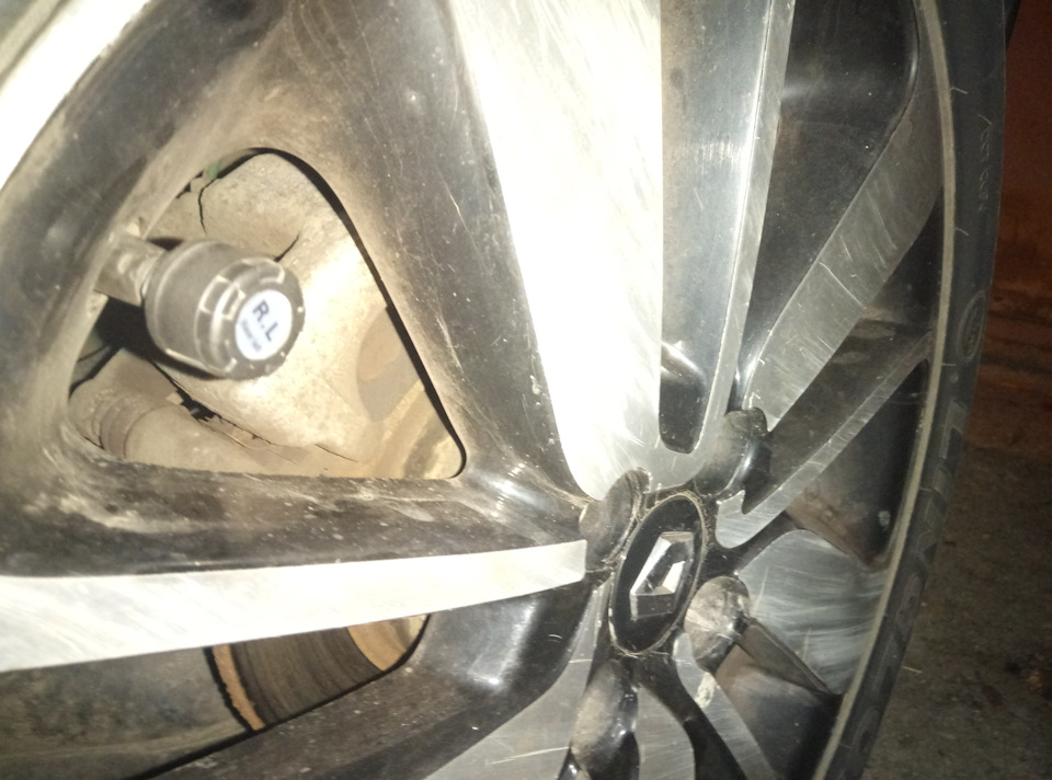 TPMS (Система контролю тиску в шинах) 2