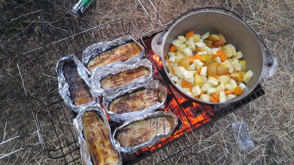 Перший виїзд із наметами на Дастері на моря) 3