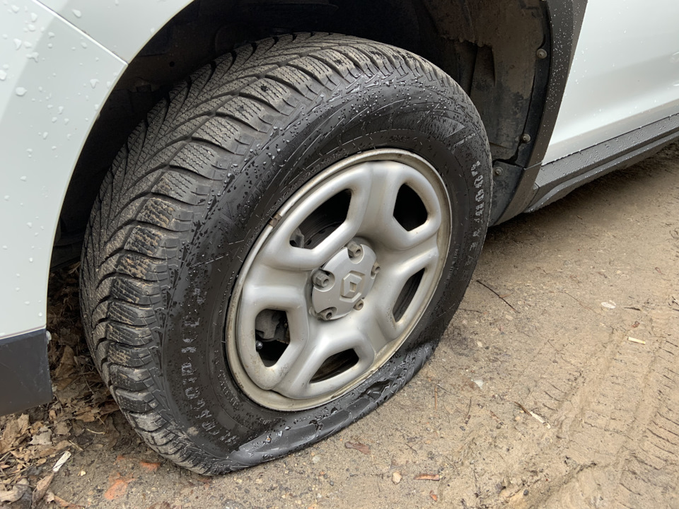 Ех почнемо з GoodYear Ultragrip ICe 2! 1
