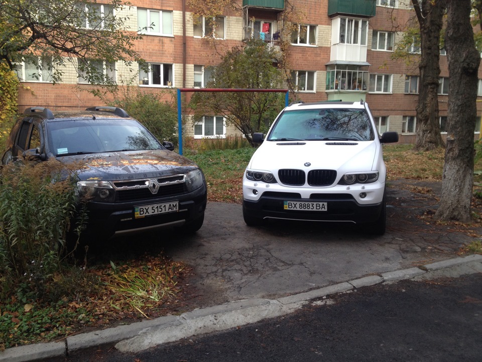 Renault Duster limited edition & BMW X5 exclusive edition 1