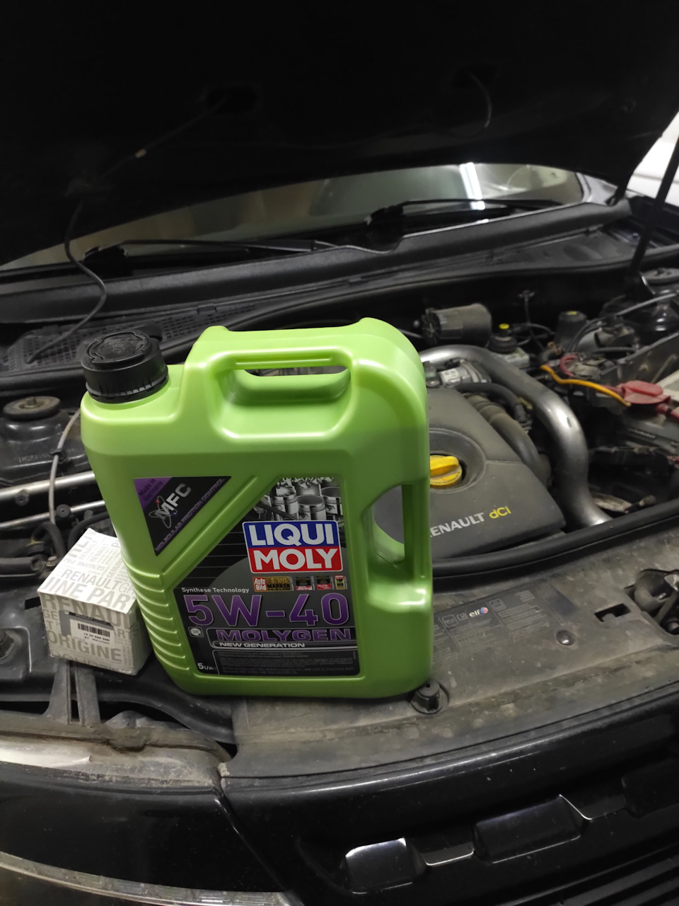 Заміна мастила Liqui Moly Molygen 5w-40 1
