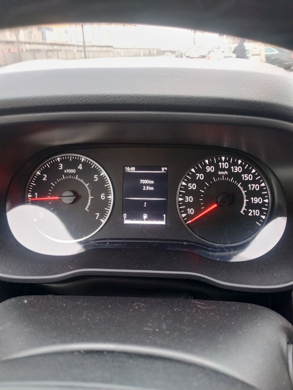 Є 7000 1