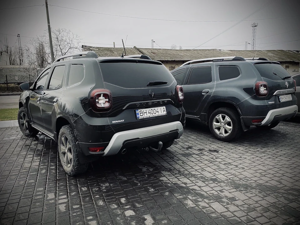 Знайди 7 відмінностей duster