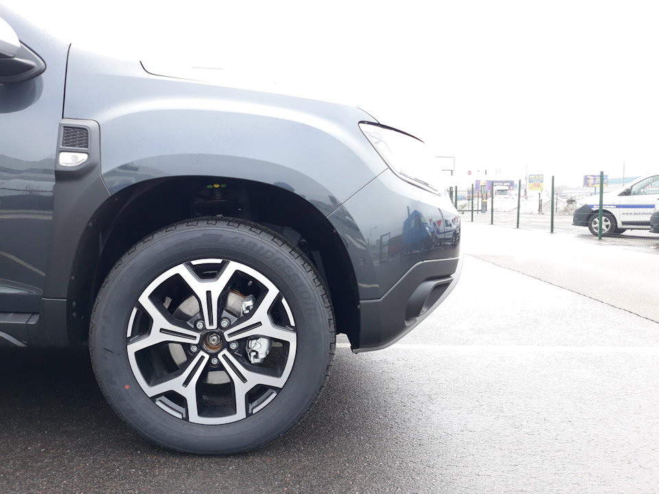 Duster INTENSE 4