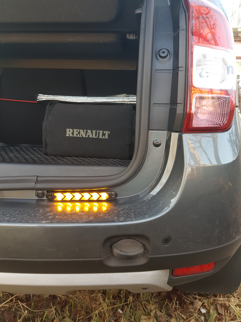 SAFETY OPEN LED для багажника 5