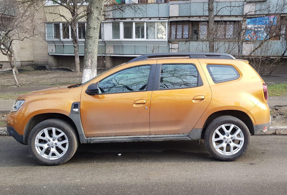 Duster 2G (235 55 R18) 5