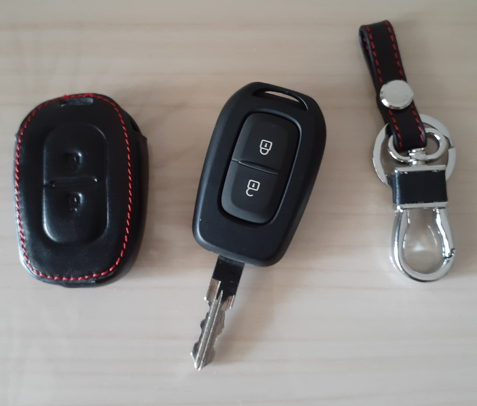 Брелок для ключів Renault Duster 2G 4