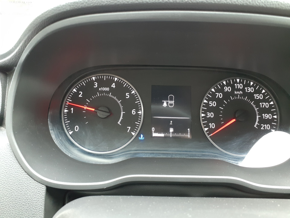Виправлення зависання показань палива в Renault Duster (2G) 1