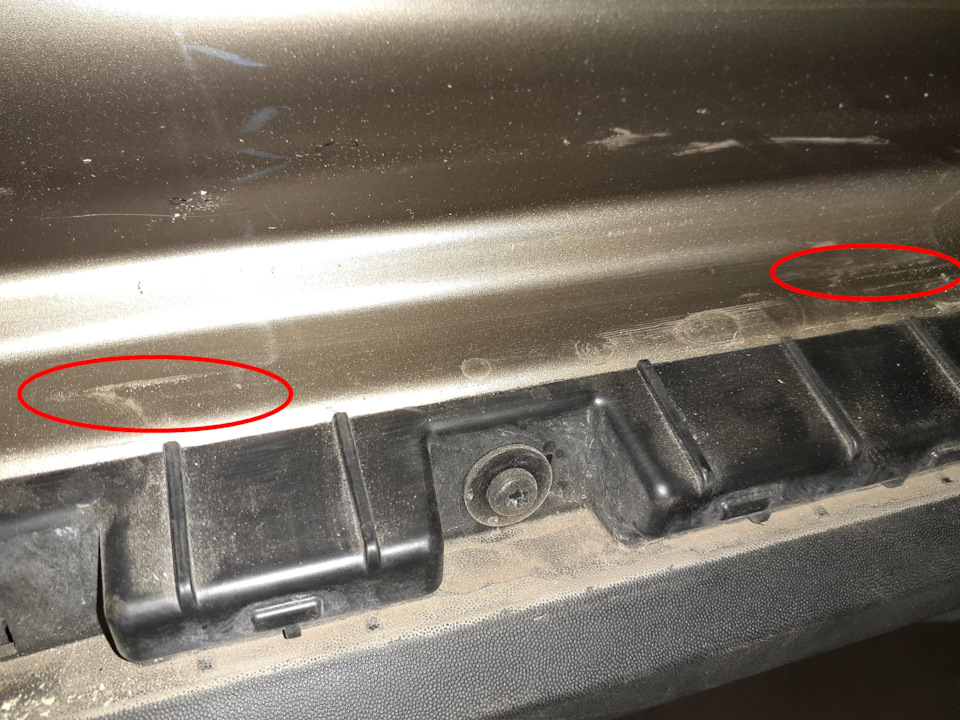 Потертості кузова Renault Duster (2G) не тільки у дверних отворах 3