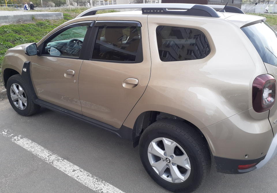 Встановлення бризковиків на Renault Duster (2G) 2