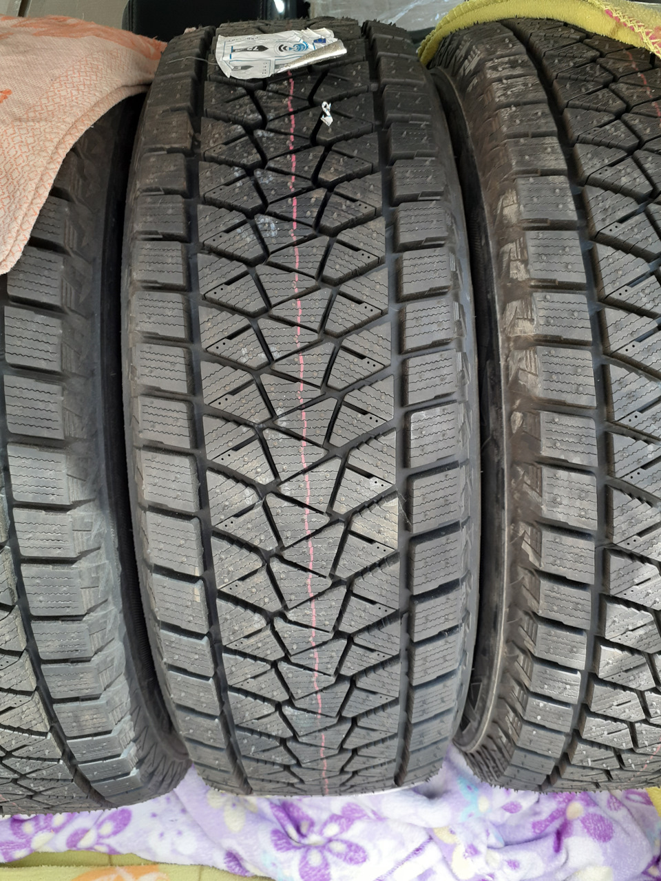 Зимова гума Bridgestone Blizzak DM-V2 та сталеві диски для Renault Duster (2G) 4
