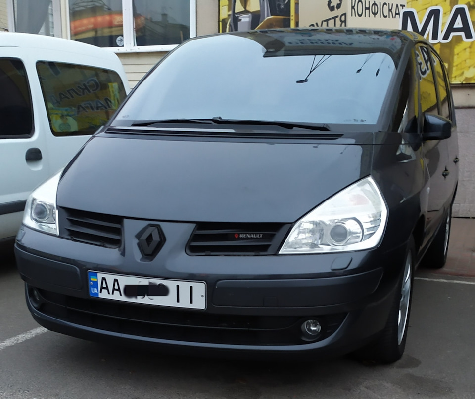 Емблема в радіаторну решітку renault espace iv 2